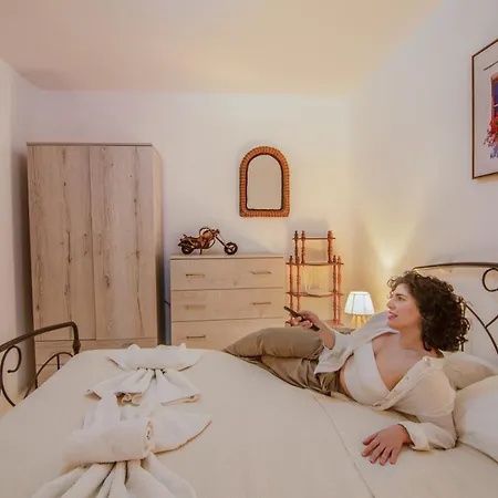 Spilia Mykonos 4* 애그라리