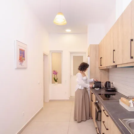 Spilia Mykonos 아파트호텔 4*