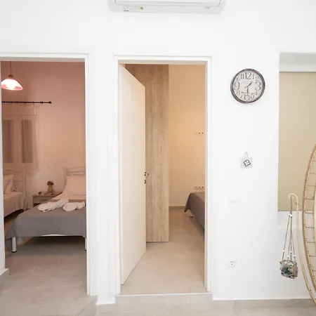 Spilia Mykonos