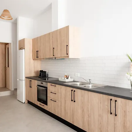 Spilia Mykonos Aparthotel 4*