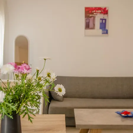 Spilia Mykonos