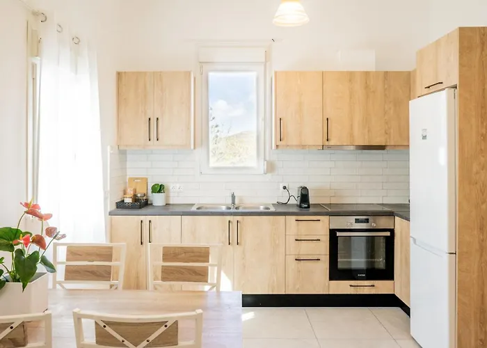 Spilia Mykonos Agrari (Mykonos)