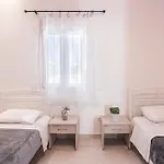 Spilia Mykonos 4*