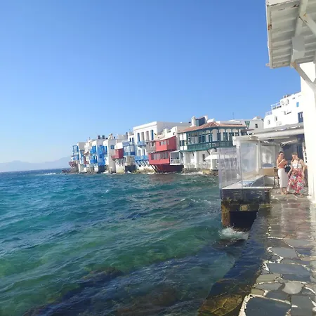 아파트호텔 Spilia Mykonos - Free Car Included - Tour And Wine Tasting In Mykonian Estate 4*