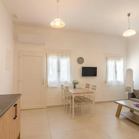 아파트호텔 Spilia Mykonos - Free Car Included - Tour And Wine Tasting In Mykonian Estate 4*